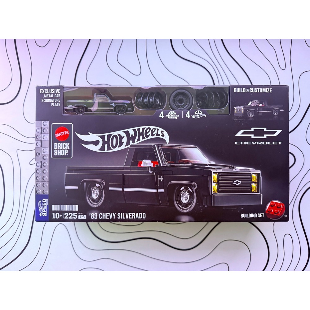 Mattel Brick Shop Hot Wheels '83 Chevy Silverado Building Toy Kit (225 Pieces)